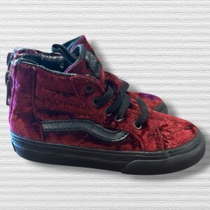 Vans Sk8-Hi Zip Toddler 6.5 Velvet Red Black High Top Sneakers *play*